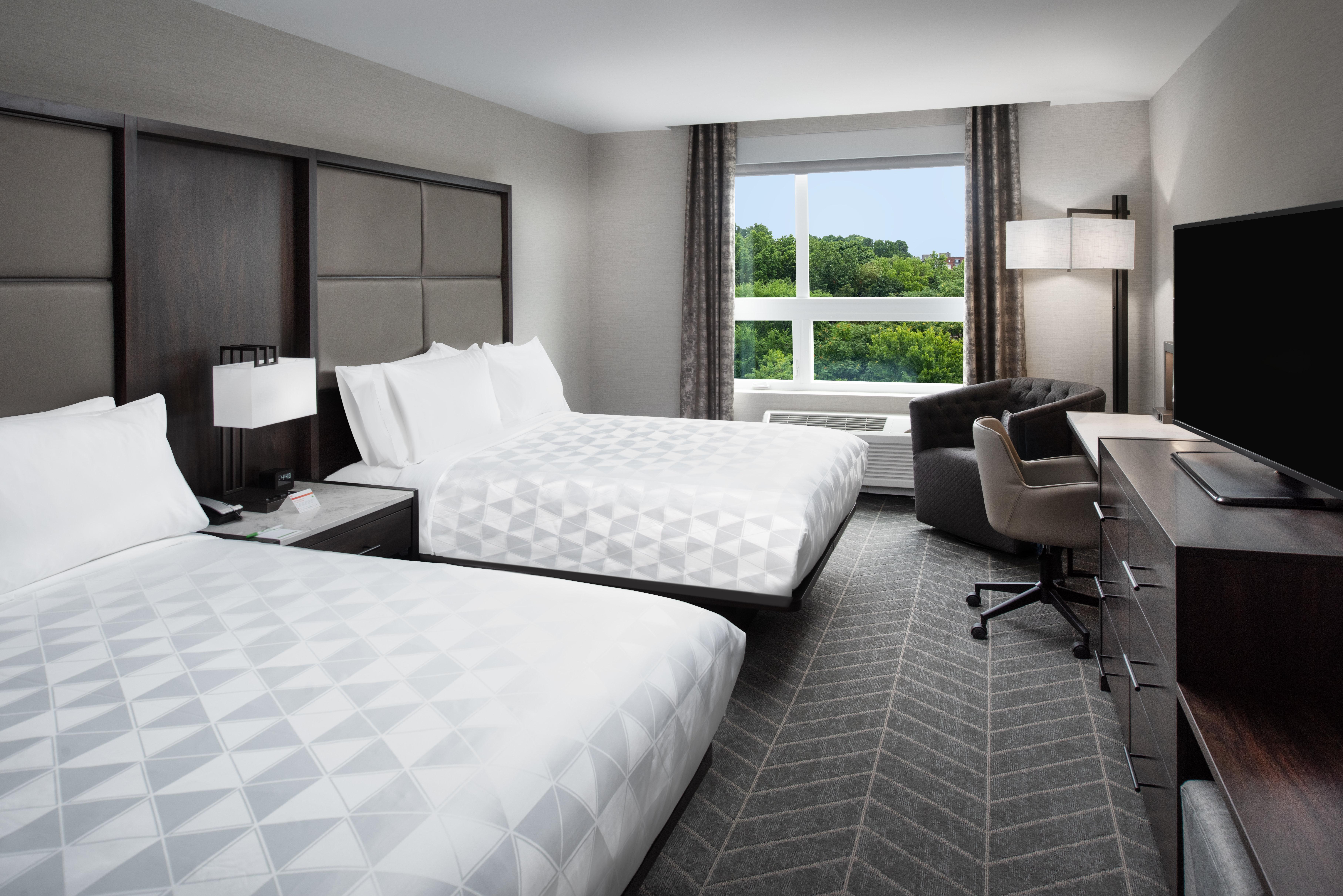 Holiday Inn Boston Logan Airport - Chelsea By Ihg Экстерьер фото
